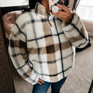 ❌SOLD❌ BRAND NEW WITH TAGS SHERPA PULLOVER